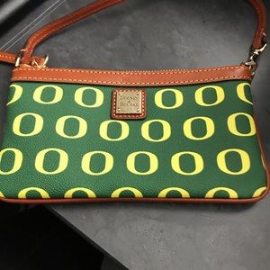Dooney &Bourke